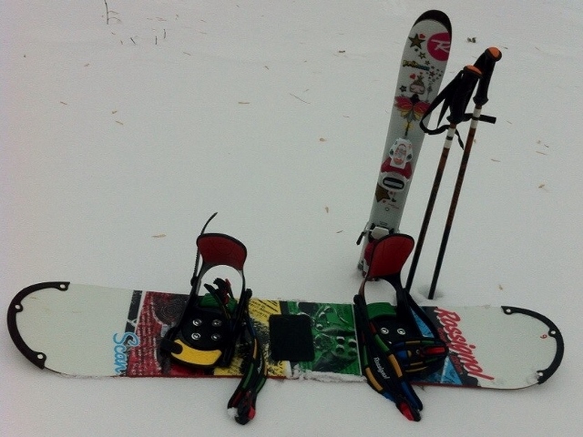 Аренда: Детские сноуборды и горные лыжи (без ботинок)
